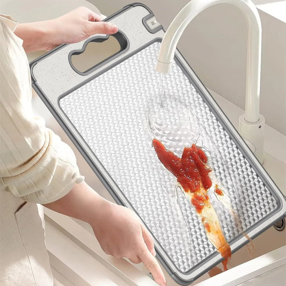 Stainless-steel-cutting-board-41191791_2.jpg